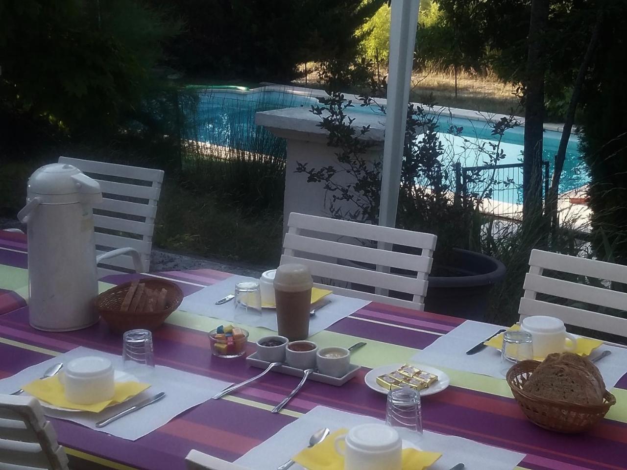Bed and Breakfast L'Ensoleillee Rosans Экстерьер фото